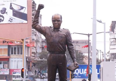 Ex-ministra da Cultura e Turismo evita pronunciar-se sobre polémica estátua de Eduardo Mondlane