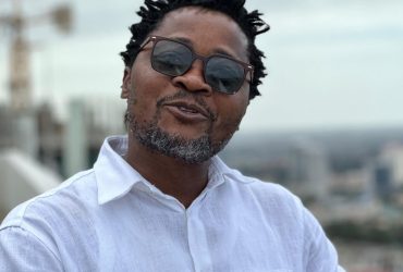 Arone Bila leva jogos tradicionais à Fundação Fernando Leite Couto 