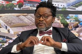 Arone Bila prepara livro e baralho de cartas sobre jogos tradicionais moçambicanos