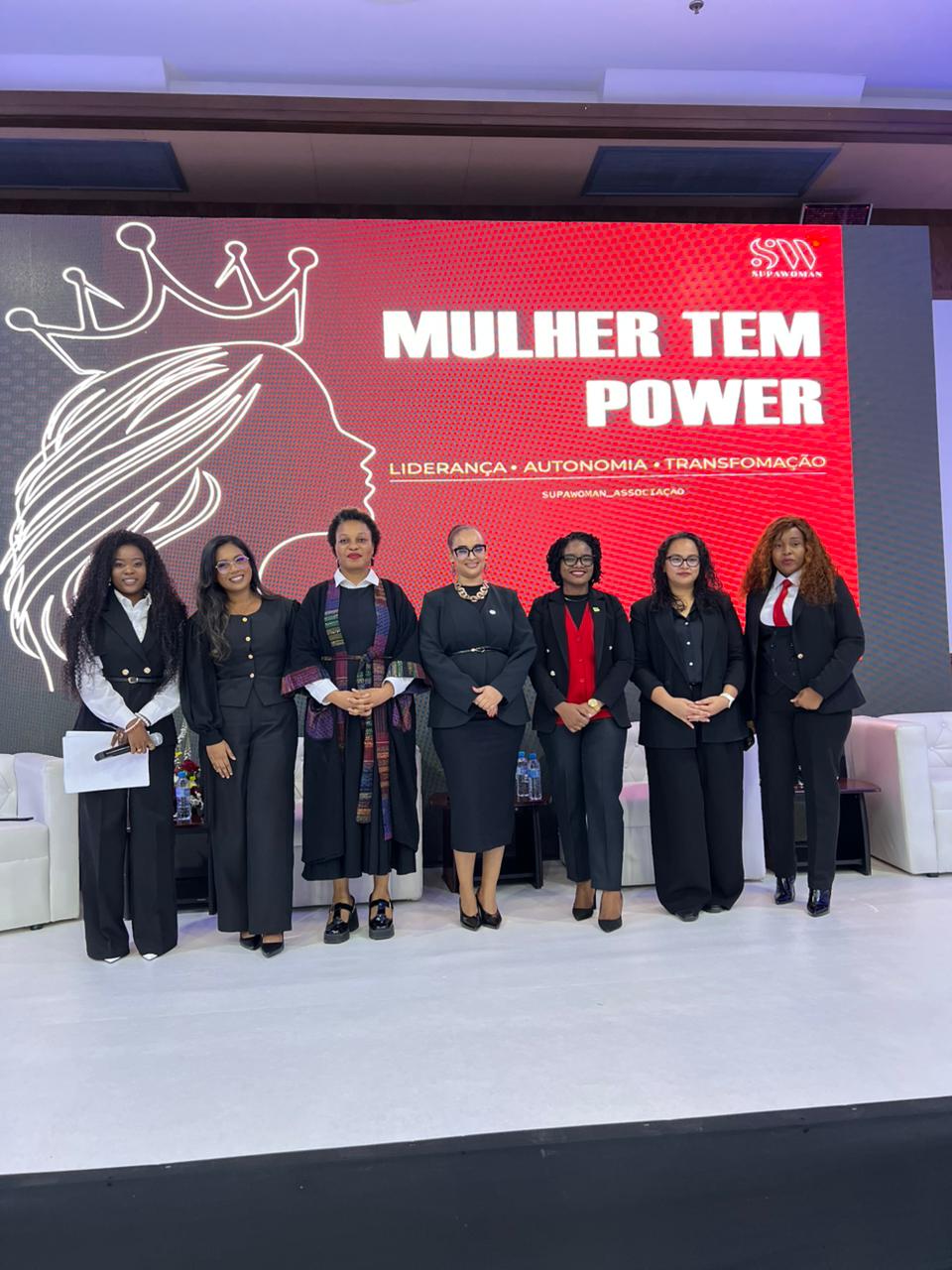 Masterclass “Mulher tem Power” reforça debate sobre liderança e empoderamento feminino em Moçambique