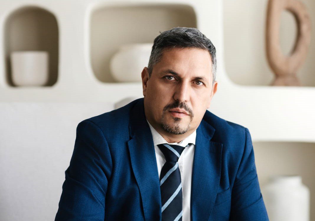 Pedro Silva domina votação e assume presidência da APME