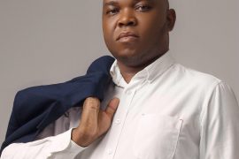 “Regras 6 por 6”: Tomás Dinis lança livro que propõe nova abordagem ao desenvolvimento pessoal