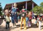 Enéas Lourenço: O artista que dá vida às marionetas gigantes em Inhambane