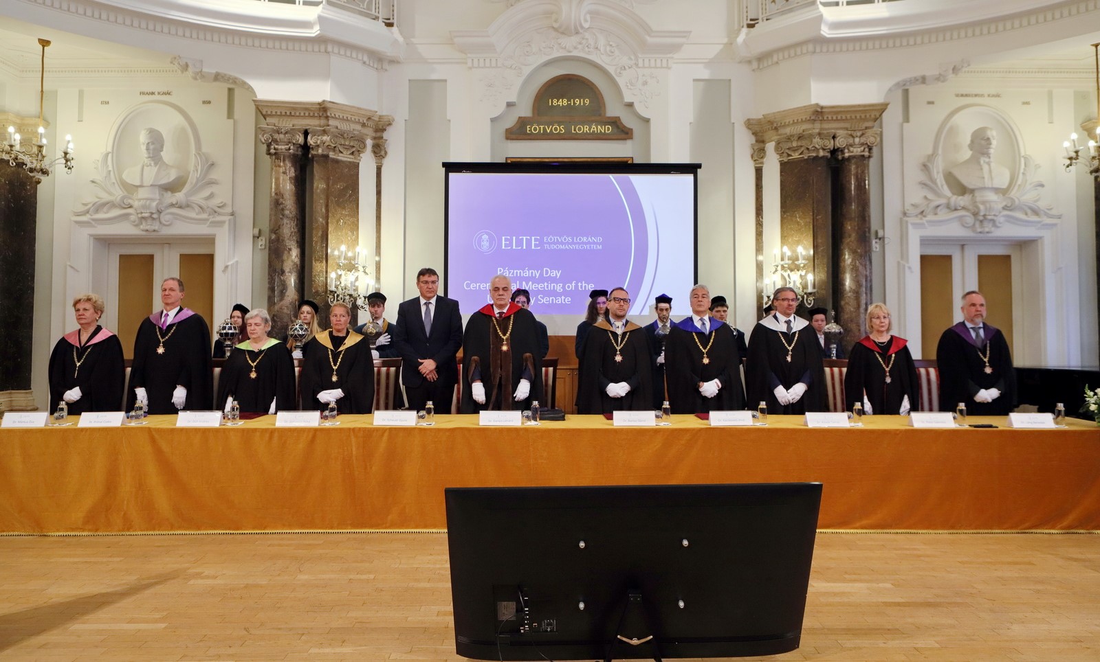 Mia Couto distinguido com Doutor Honoris Causa na Hungria