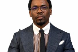 Kelvin Silva apresenta em Maputo livro sobre o medo de mudar e tomar decisões