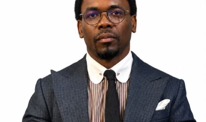 Kelvin Silva apresenta em Maputo livro sobre o medo de mudar e tomar decisões